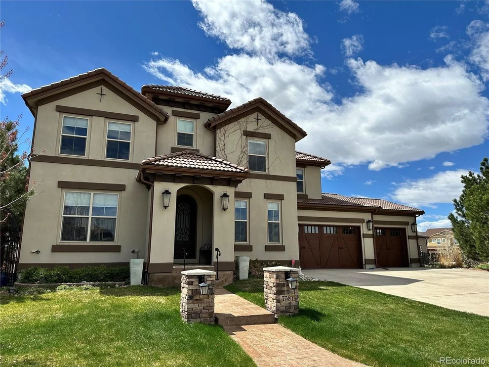 Unit for sale at 7581 S Blackstone Pkwy, Aurora, CO 80016