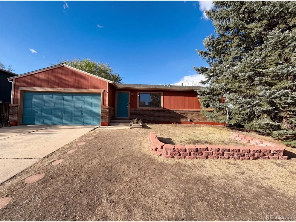 Unit for sale at 1912 24th Ave, Longmont, CO 80501