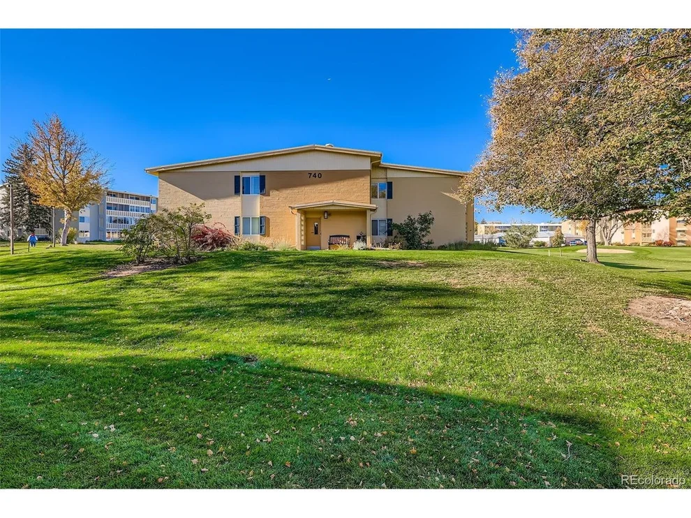 Unit for sale at 740 S Alton Way, Denver, CO 80247