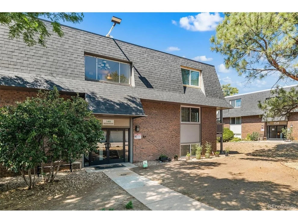 Unit for sale at 140 E Highline Cir, Centennial, CO 80122