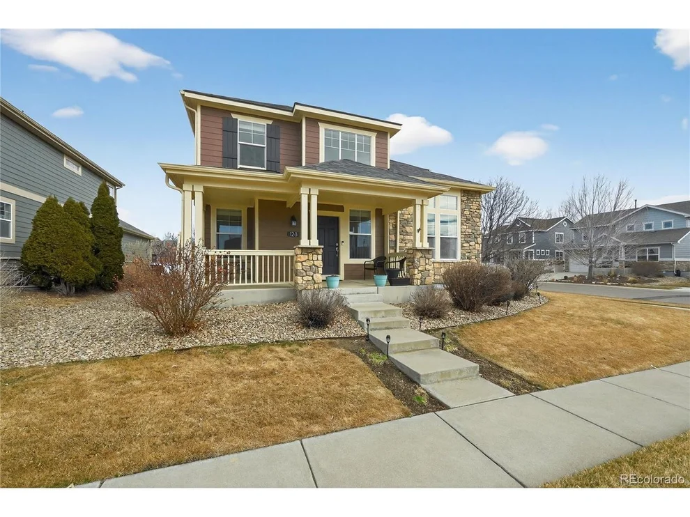 Unit for sale at 128 Canadian Crossing Dr, Longmont, CO 80504