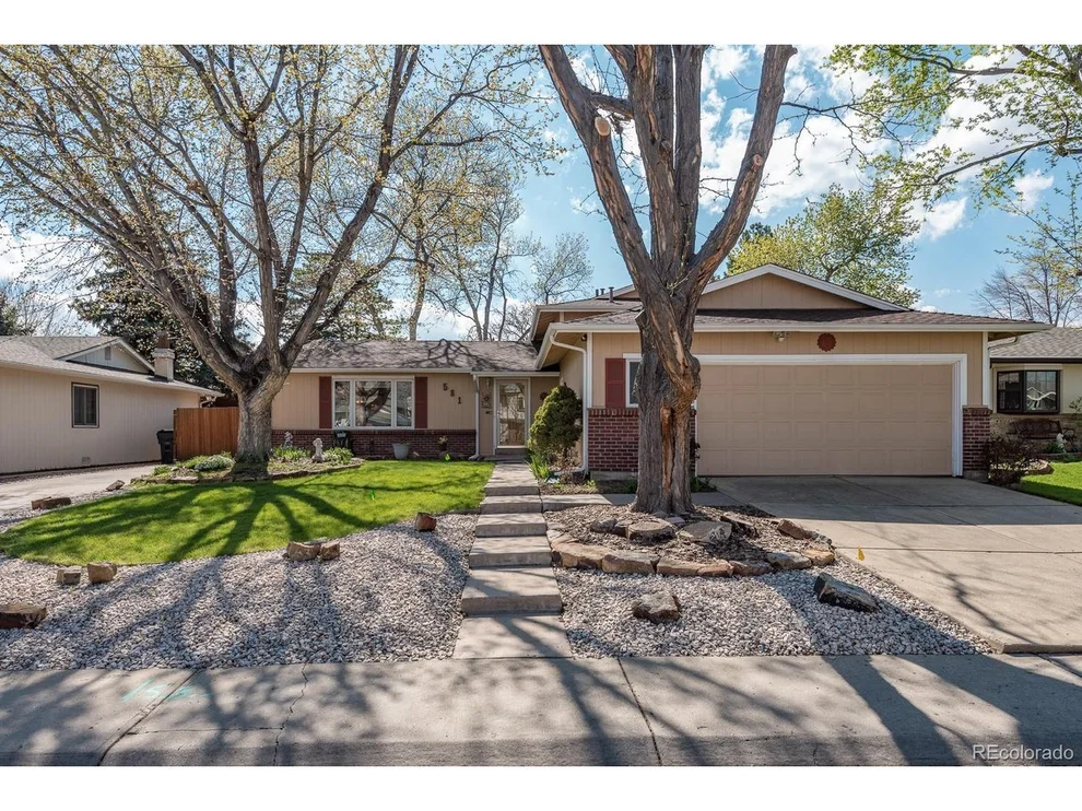 Unit for sale at 581 S Field Ct, Lakewood, CO 80226