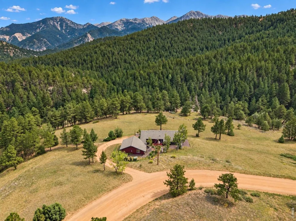 Unit for sale at 936 Pika Rd, Boulder, CO 80302