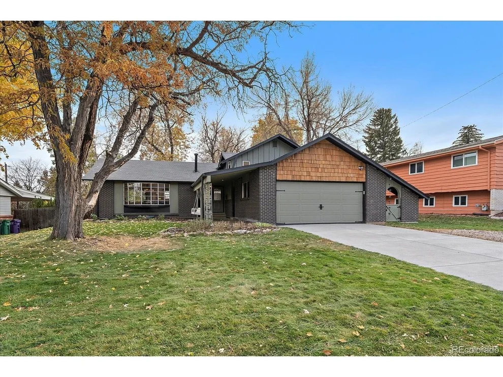Unit for sale at 3272 S Wabash Ct, Denver, CO 80231
