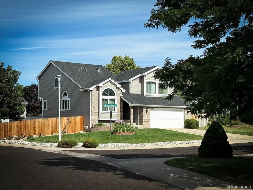 Unit for sale at 10916 W Dumbarton Cir, Littleton, CO 80127