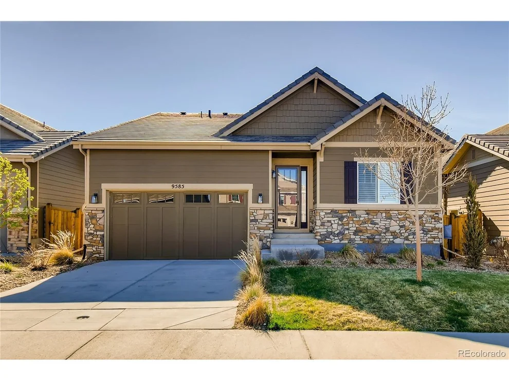Unit for sale at 9585 Kentwick Cir, Englewood, CO 80112