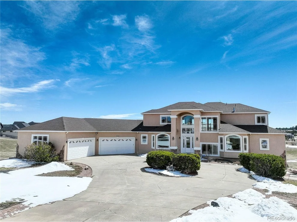 Unit for sale at 19701 Hunting Downs Way, Monument, CO 80132