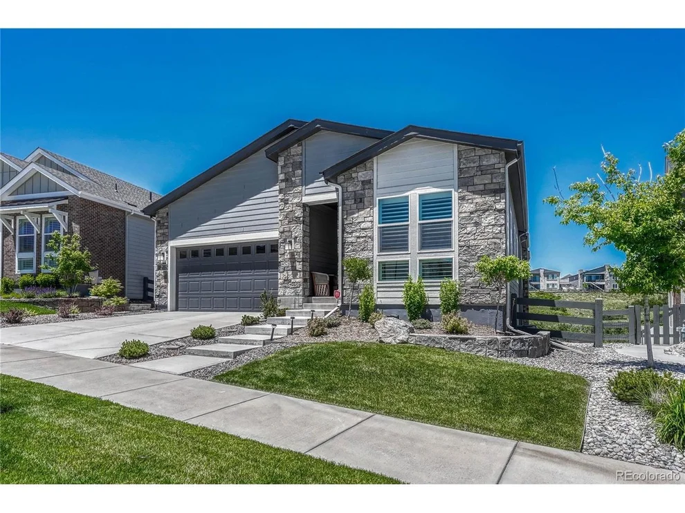 Unit for sale at 2105 Rim Ridge Dr, Castle Pines, CO 80108