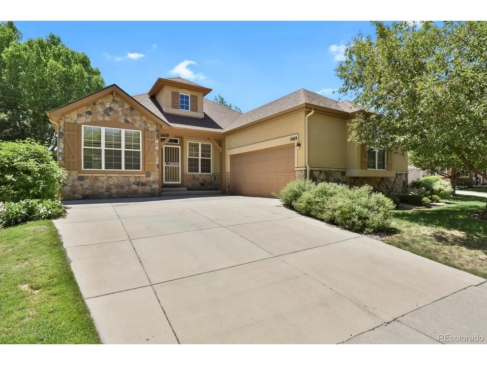 Unit for sale at 1869 S Lamar Ct, Lakewood, CO 80232