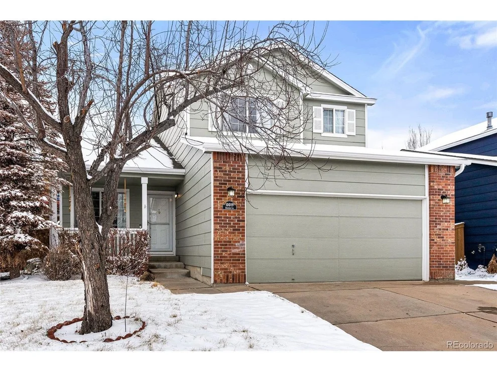 Unit for sale at 10019 Darwin Ln, Highlands Ranch, CO 80130