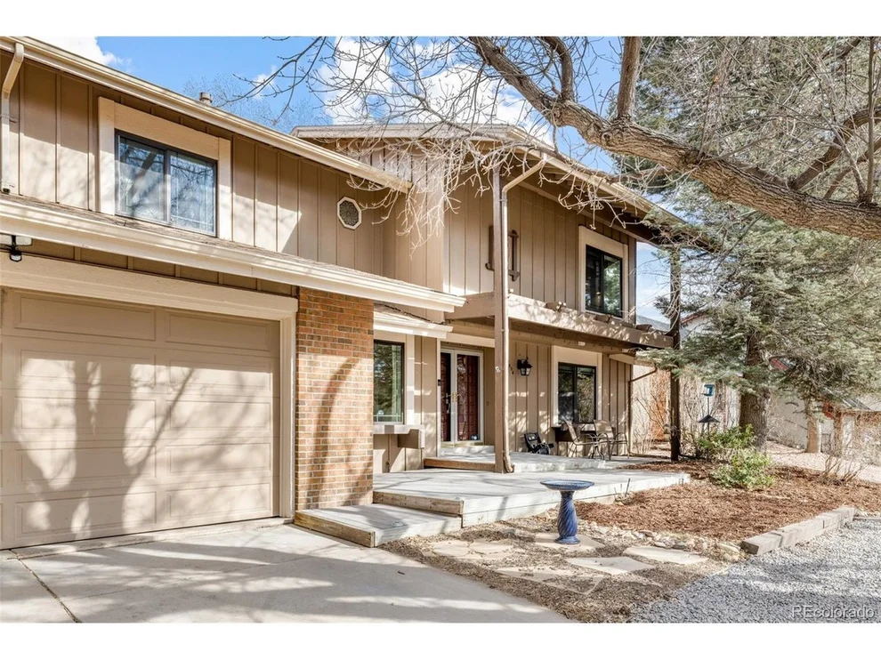 Unit for sale at 3804 S Helena Way, Aurora, CO 80013