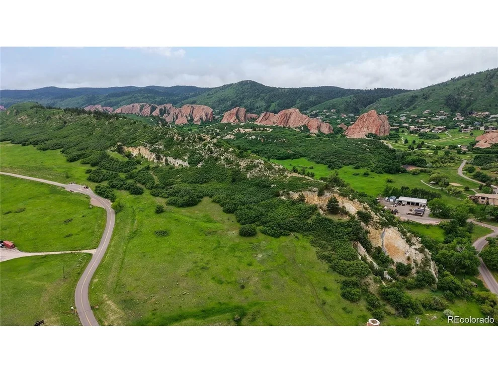 Unit for sale at 6362 E Roxborough Dr, Littleton, CO 80125