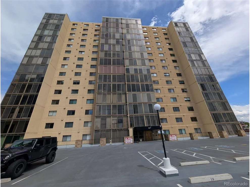 Unit for sale at 7877 E Mississippi Ave, Denver, CO 80247
