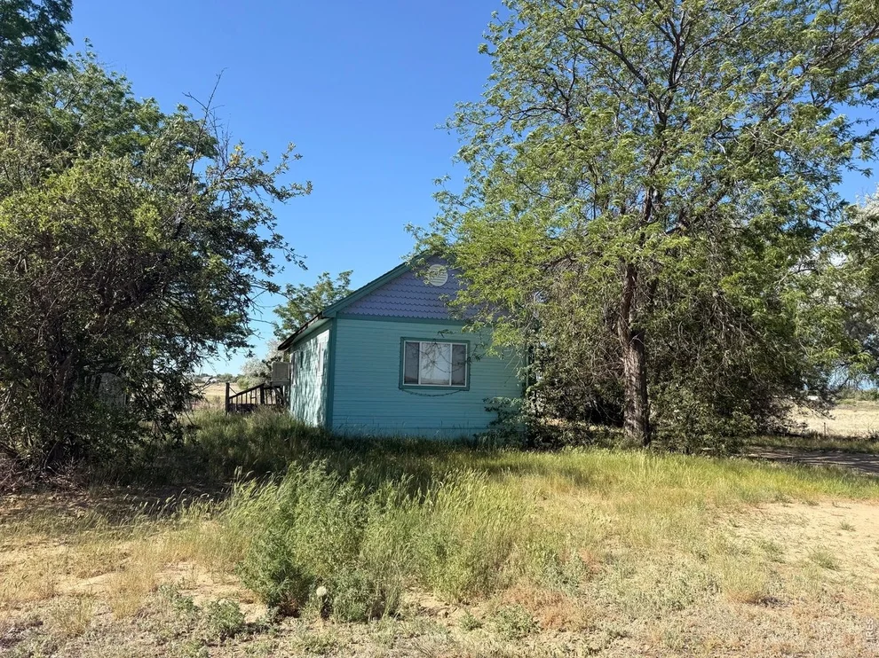 Unit for sale at 5818 County Road 22, Longmont, CO 80504