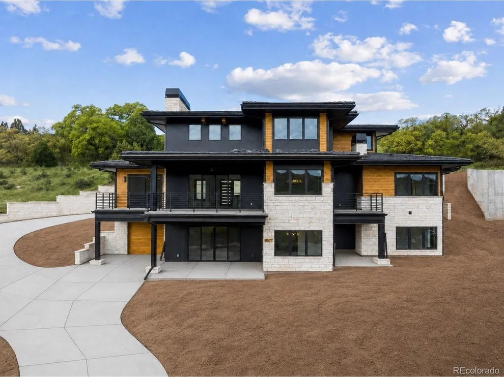 Unit for sale at 8077 Raphael Ln, Littleton, CO 80125