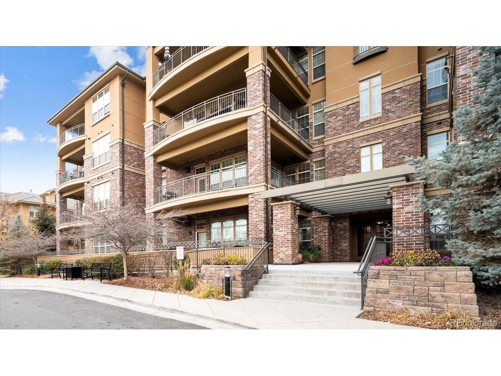 Unit for sale at 7865 Vallagio Ln, Englewood, CO 80112