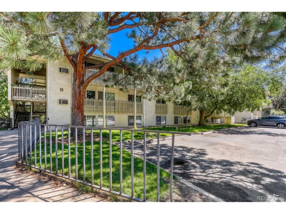 Unit for sale at 2707 Valmont Rd, Boulder, CO 80304
