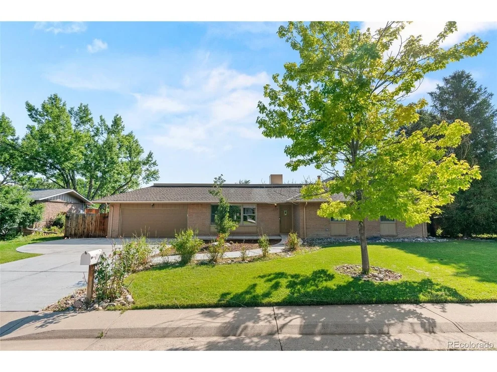 Unit for sale at 7014 S Kendall Ct, Littleton, CO 80128