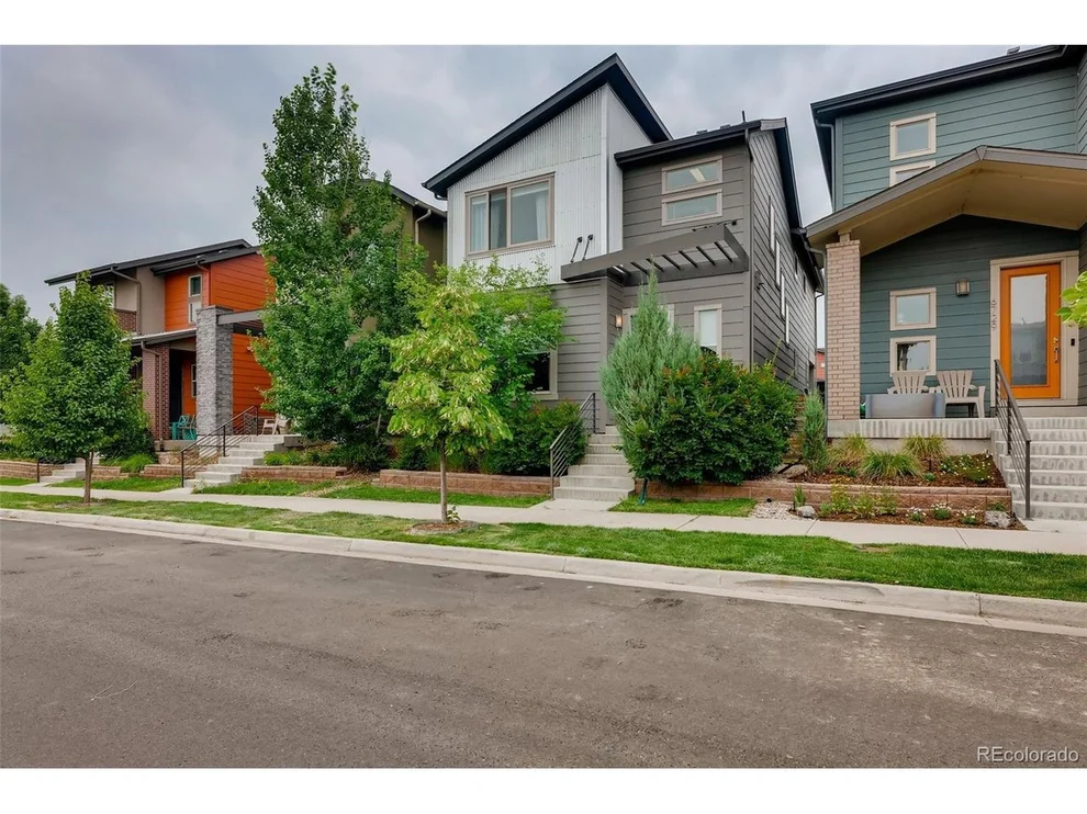 Unit for sale at 6721 Alan Dr, Denver, CO 80221