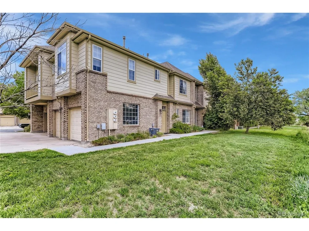 Unit for sale at 320 Granby Way, Aurora, CO 80011