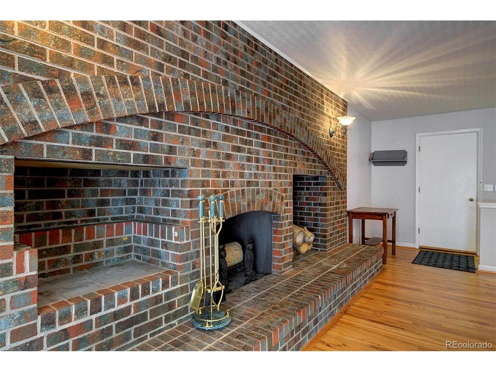 Unit for sale at 891 S Newcombe Way, Lakewood, CO 80226