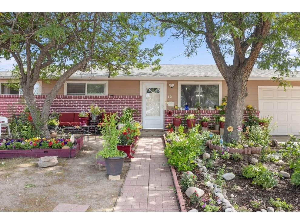 Unit for sale at 12 Sherman Ct, Longmont, CO 80501