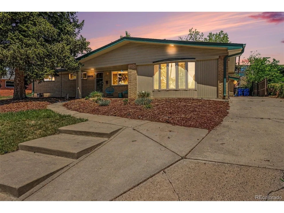 Unit for sale at 10215 W 17th Pl, Lakewood, CO 80215