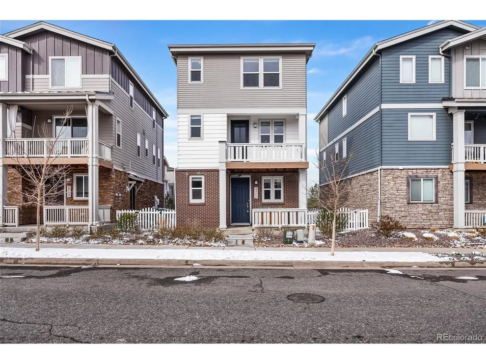 Unit for sale at 2372 S Scranton St, Aurora, CO 80014