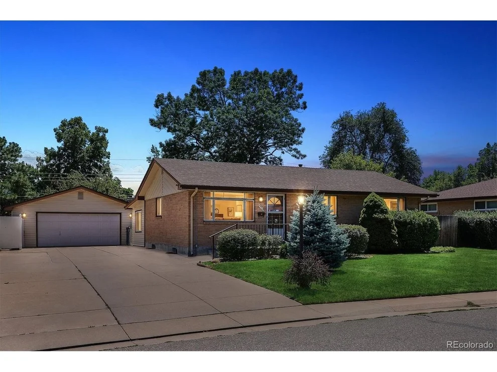 Unit for sale at 2922 W Layton Ave, Englewood, CO 80110