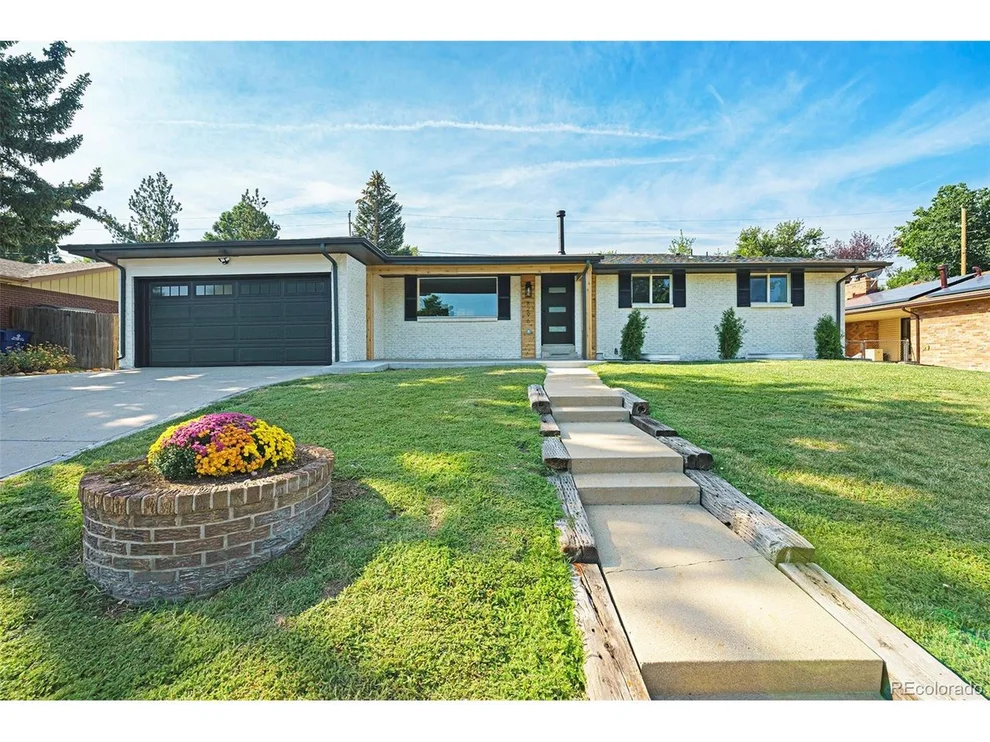 Unit for sale at 8296 W 71st Pl, Arvada, CO 80004