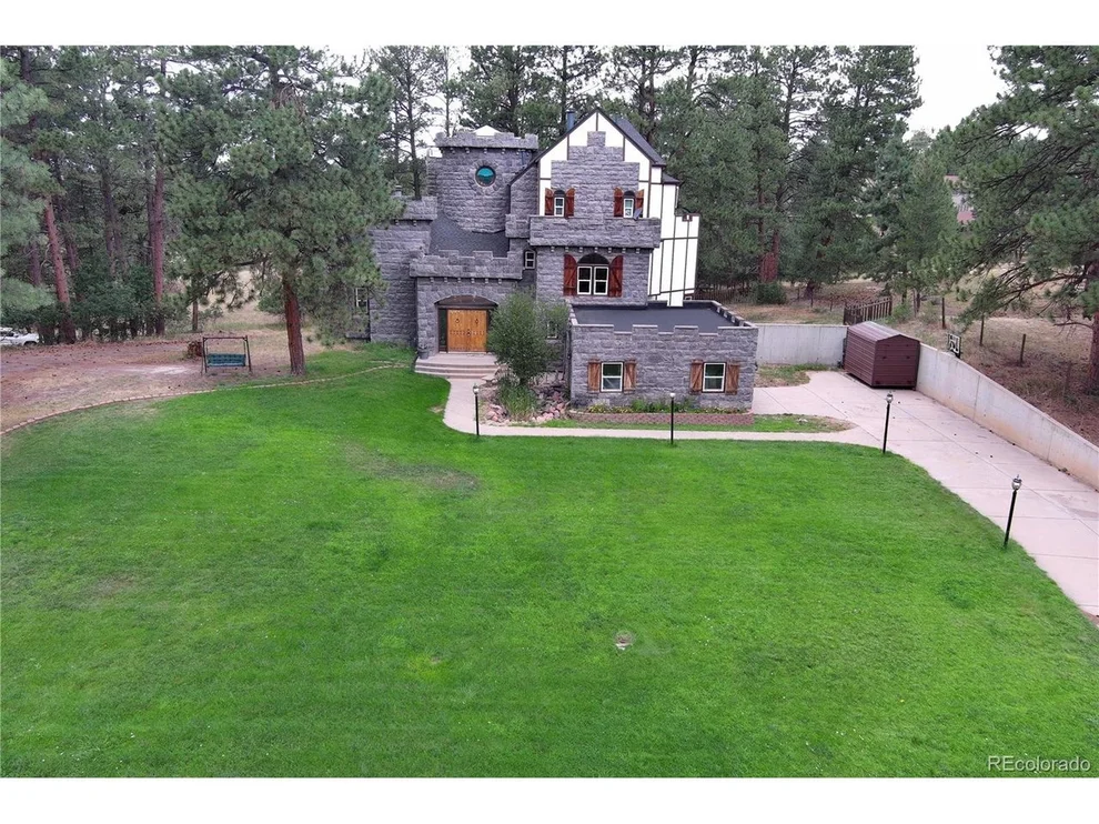 Unit for sale at 6650 Village Rd, Parker, CO 80134