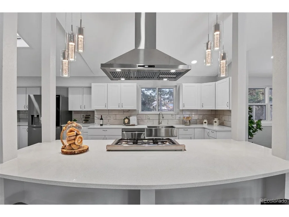 Unit for sale at 4006 S Magnolia Way, Denver, CO 80237
