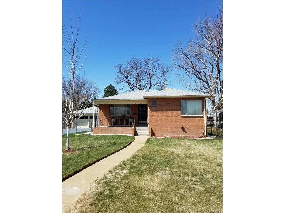 Unit for sale at 4985 S Logan St, Englewood, CO 80113