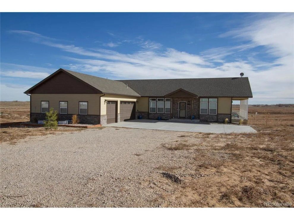 Unit for sale at 16470 Stoneleigh Road, Platteville, CO 80651