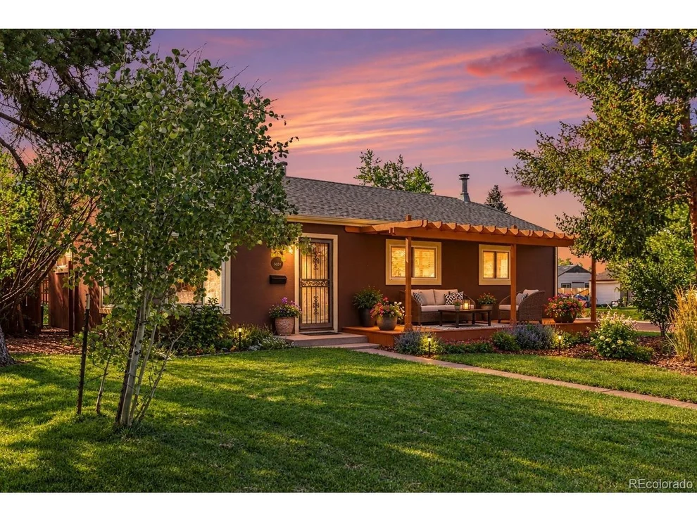 Unit for sale at 3201 S Grape St, Denver, CO 80222