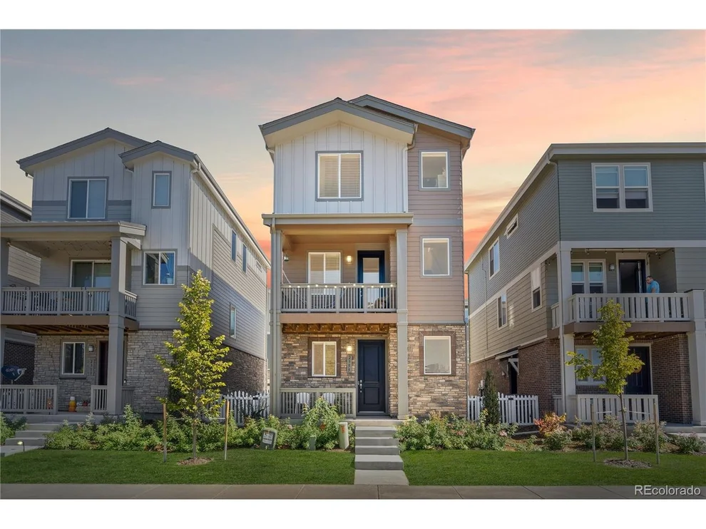 Unit for sale at 2355 S Troy Ct, Aurora, CO 80014