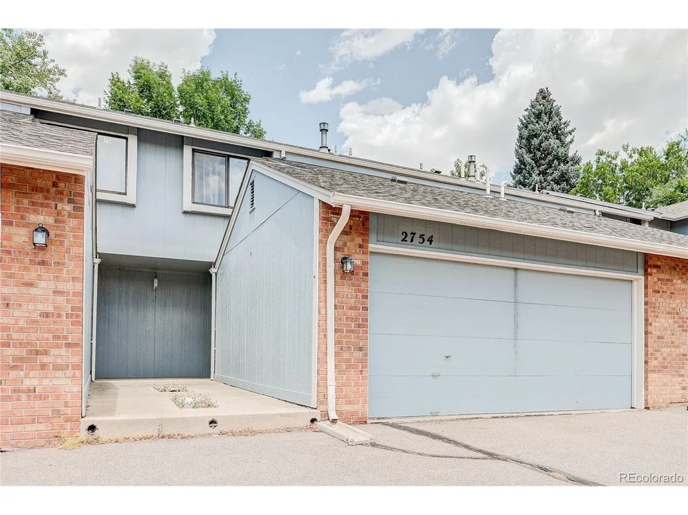 Unit for sale at 2754 S Lansing Way, Aurora, CO 80014