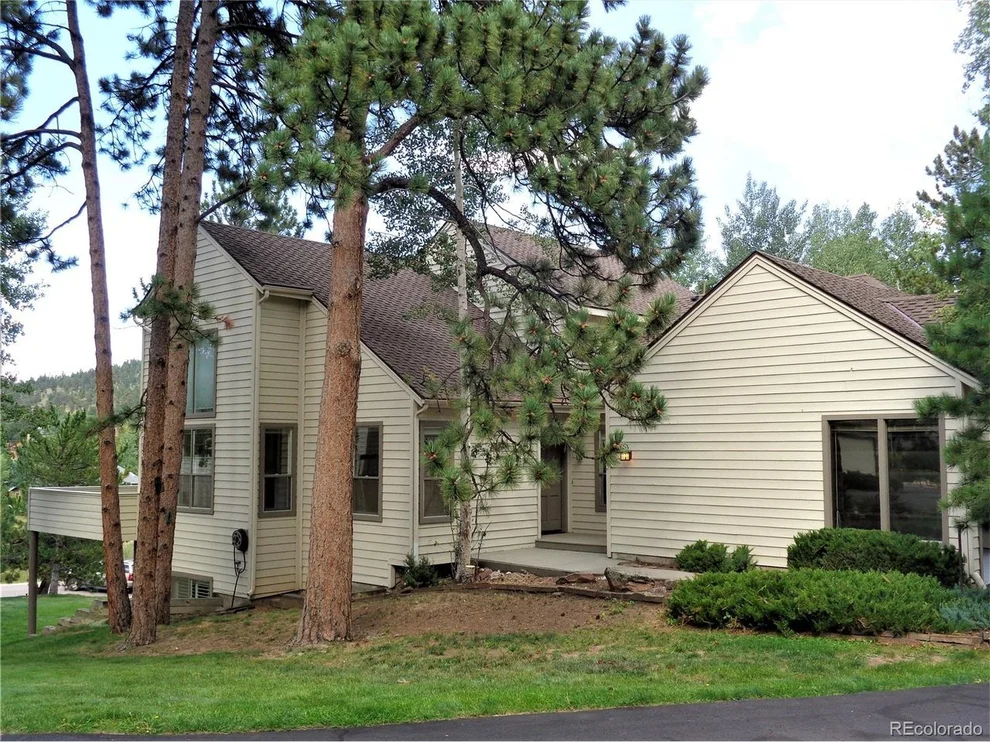 Unit for sale at 2003 Tournament Ct, Evergreen, CO 80439