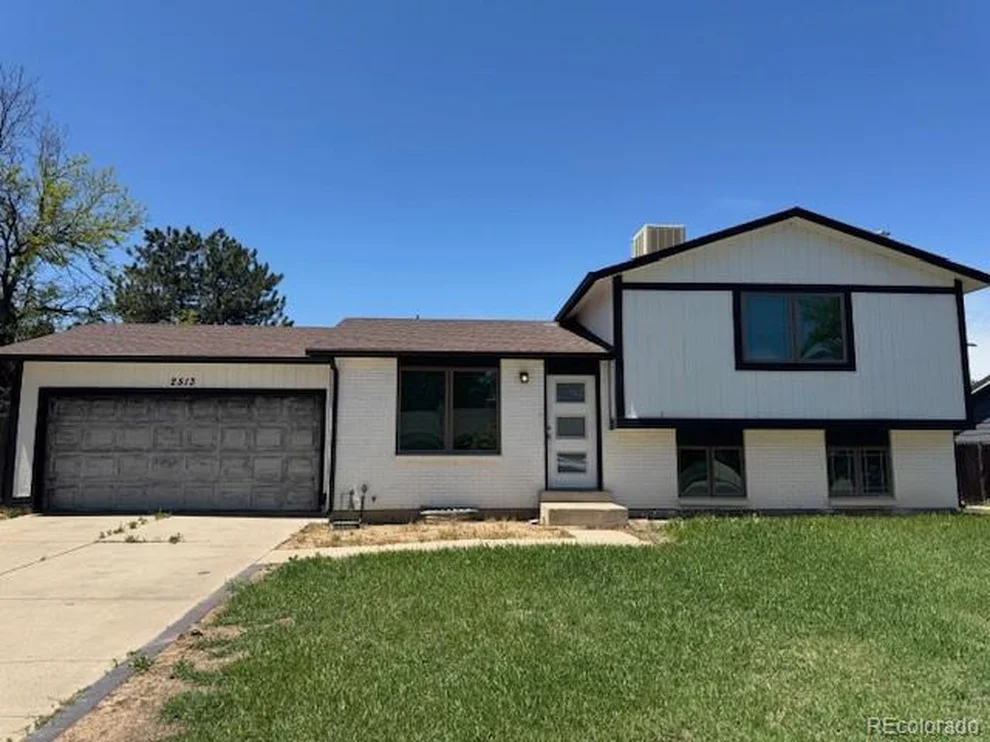 Unit for sale at 2513 S Crystal St, Aurora, CO 80014