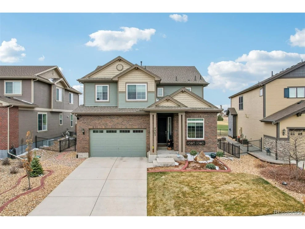 Unit for sale at 7565 S Quantock Ct, Aurora, CO 80016