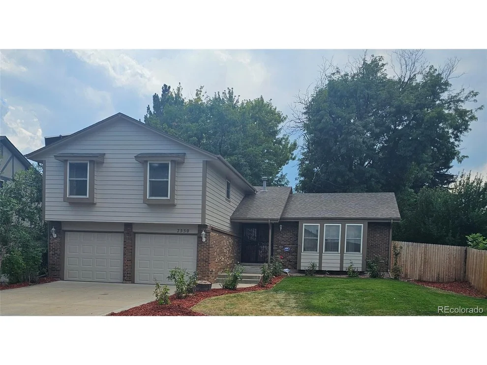 Unit for sale at 7550 W Fremont Ave, Littleton, CO 80128