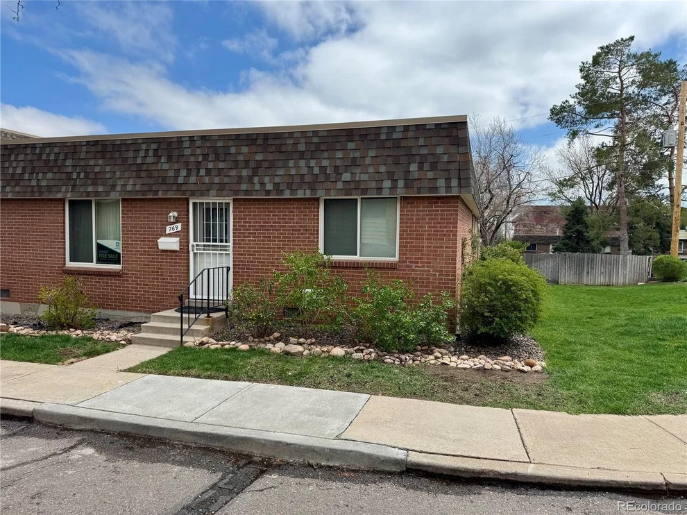Unit for sale at 769 S Youngfield Ct, Lakewood, CO 80228