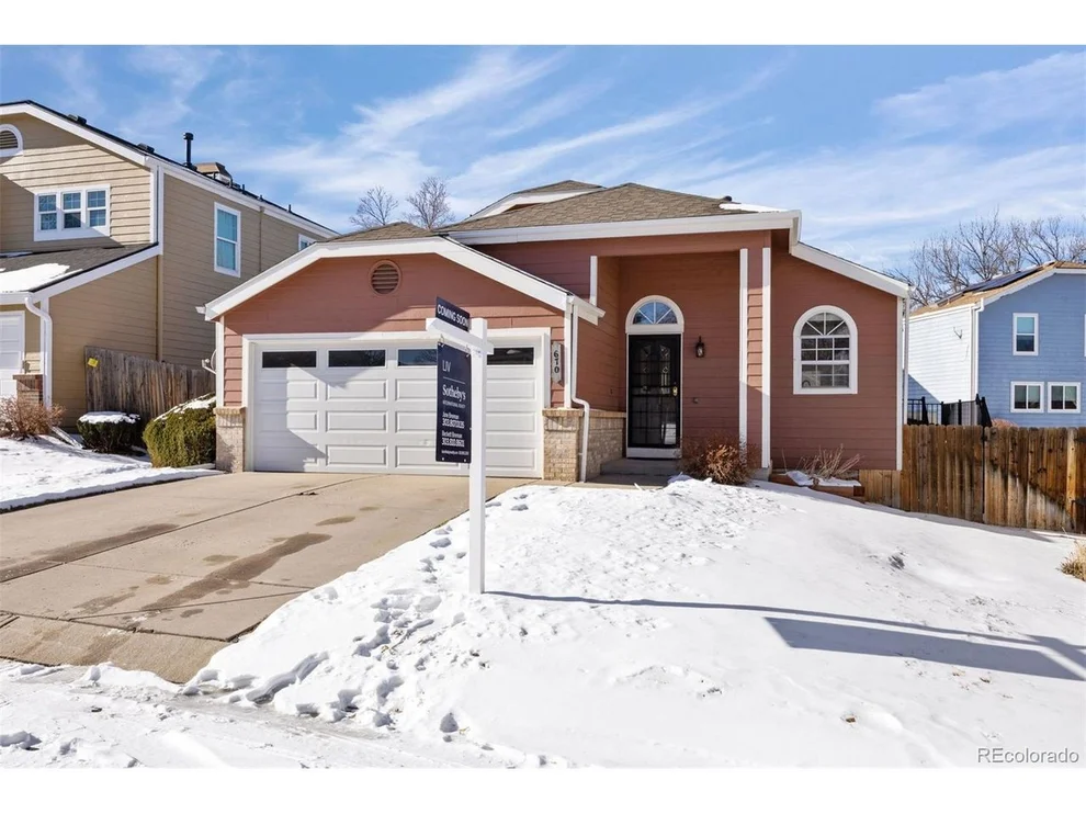 Unit for sale at 670 W Jamison Cir, Littleton, CO 80120