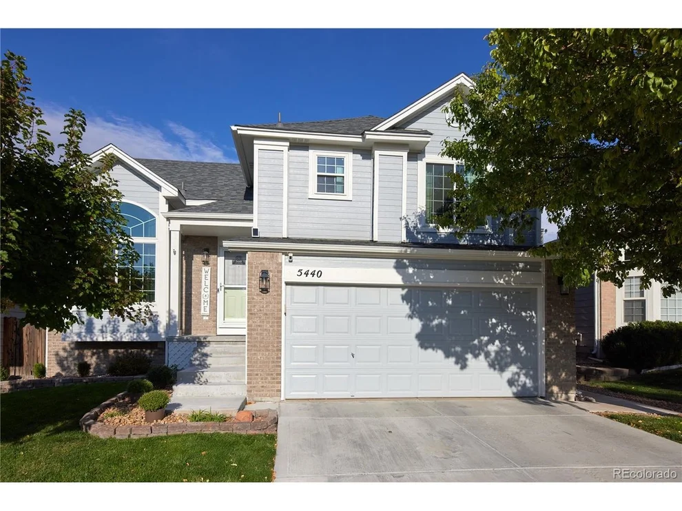 Unit for sale at 5440 S Versailles Way, Aurora, CO 80015
