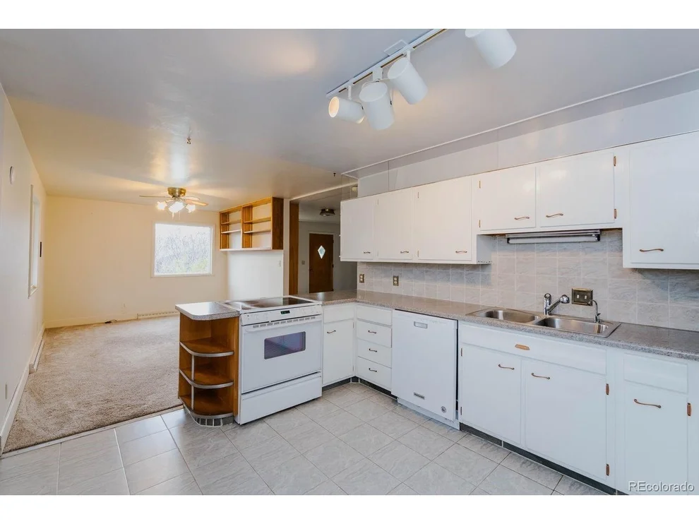 Unit for sale at 2 W Diamond Ave, Granby, CO 80446