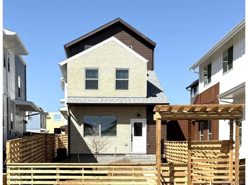 Unit for sale at 6906 Kendrick Ln, Arvada, CO 80007
