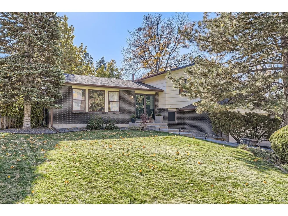 Unit for sale at 11368 W 73rd Ave, Arvada, CO 80005