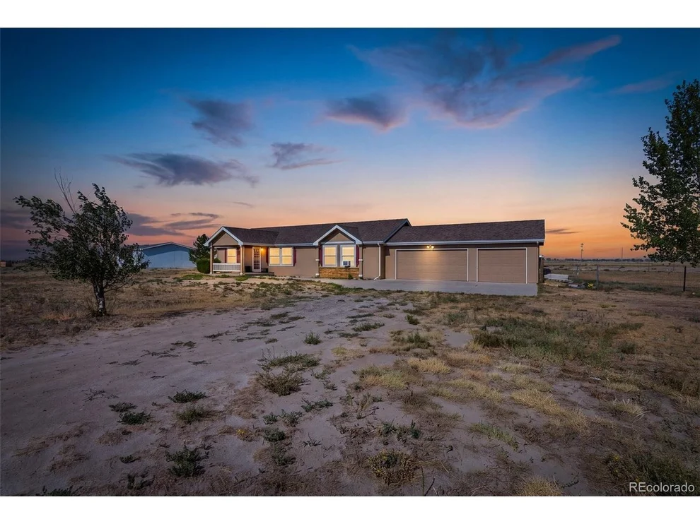 Unit for sale at 9 E Ranch Rd, Wiggins, CO 80654