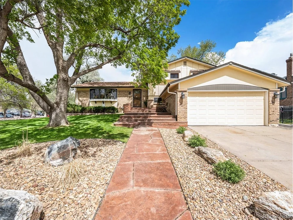 Unit for sale at 8294 Ammons Cir, Arvada, CO 80005