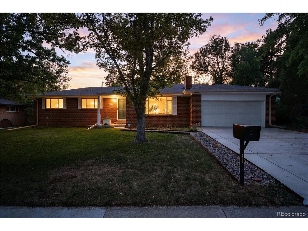 Unit for sale at 6660 W 12th Pl, Lakewood, CO 80214